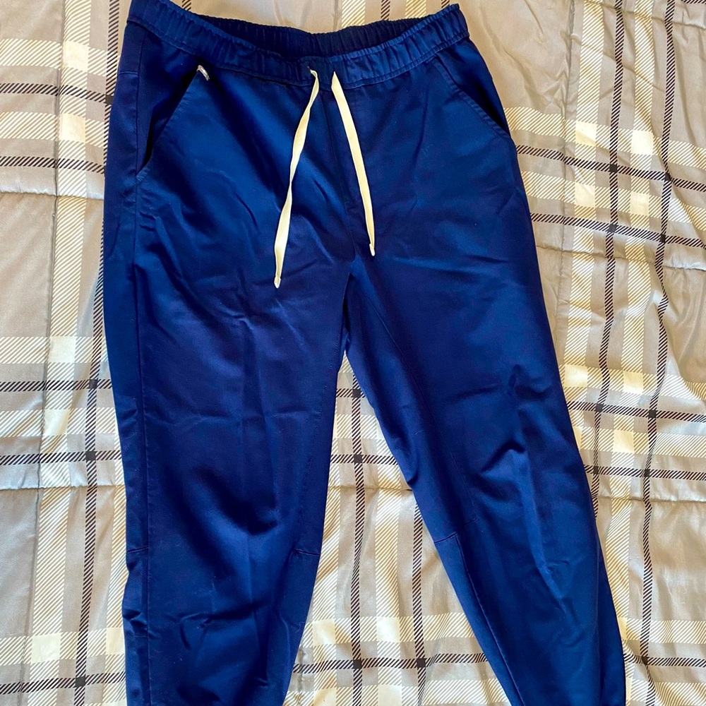 Mens Figs Tansen Jogger Scrub Pants - Navy, Medium, Short inseam. Great shape.